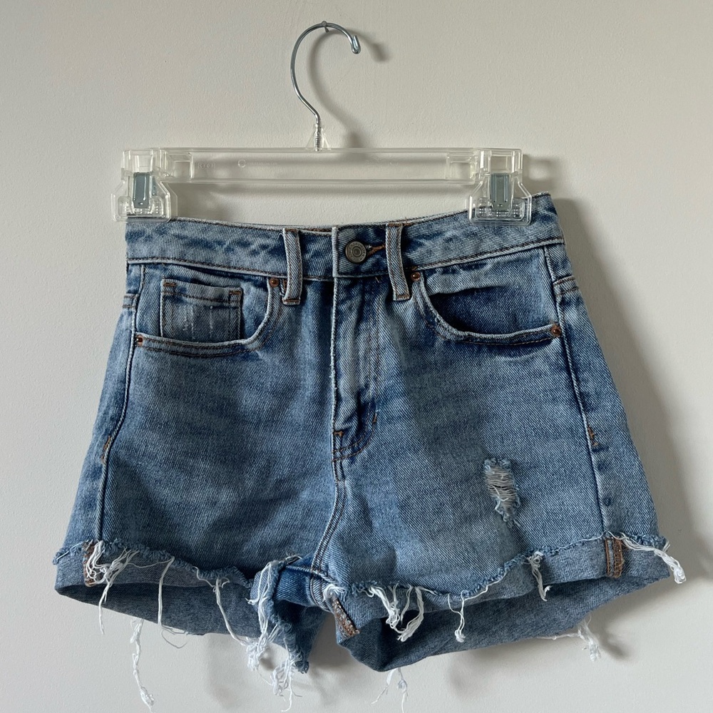 PacSun Denim Mom Shorts Size 22